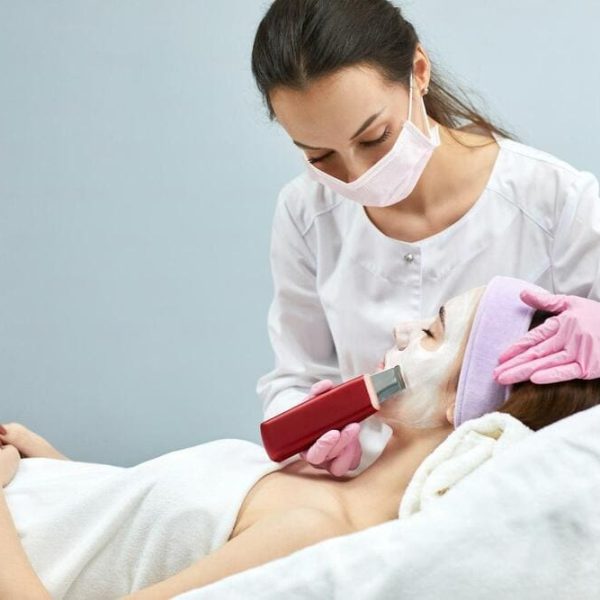 Microcurrent Therapy & LED Light Therapy Microcurrent Therapy & LED Light Therapy